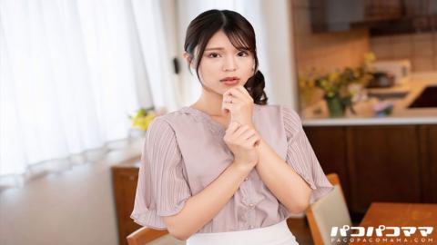 Pacopacomama PA-081026-100 A Married Woman Drowning in the Pleasure of Being Penetrated Deep in Her Throat and Vagina at the Same Time ネトラレ 喉奥と膣奥同時に突き挿さる快感に溺れる人妻